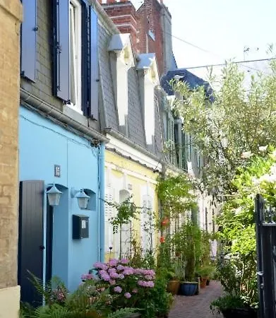 Cosy Duplex Centre Parking Gratuit דירה *